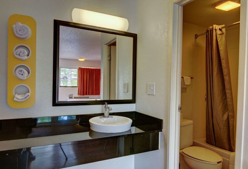 Motel 6 Kansas City, Mo