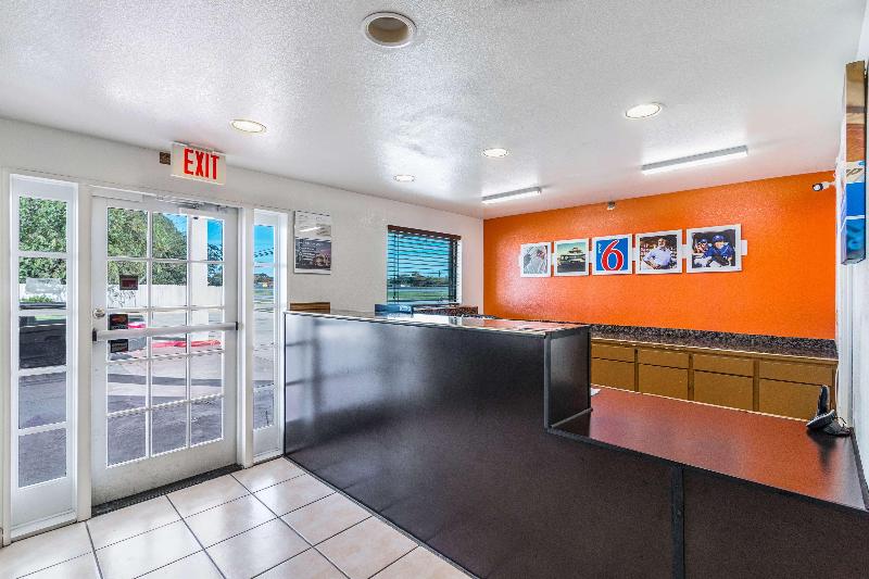 Motel 6 San Marcos, Tx  North