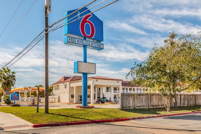 Motel 6 San Marcos, Tx  North