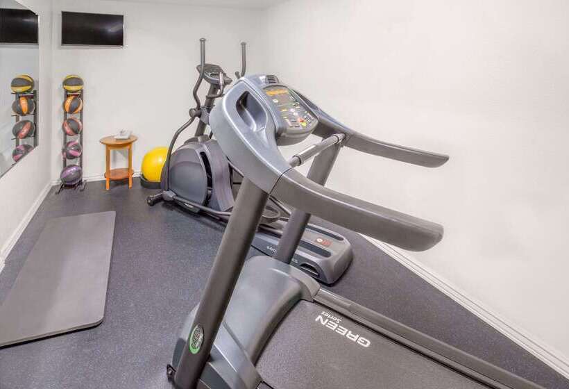 汽车旅馆  Days Inn By Wyndham Eureka Ca