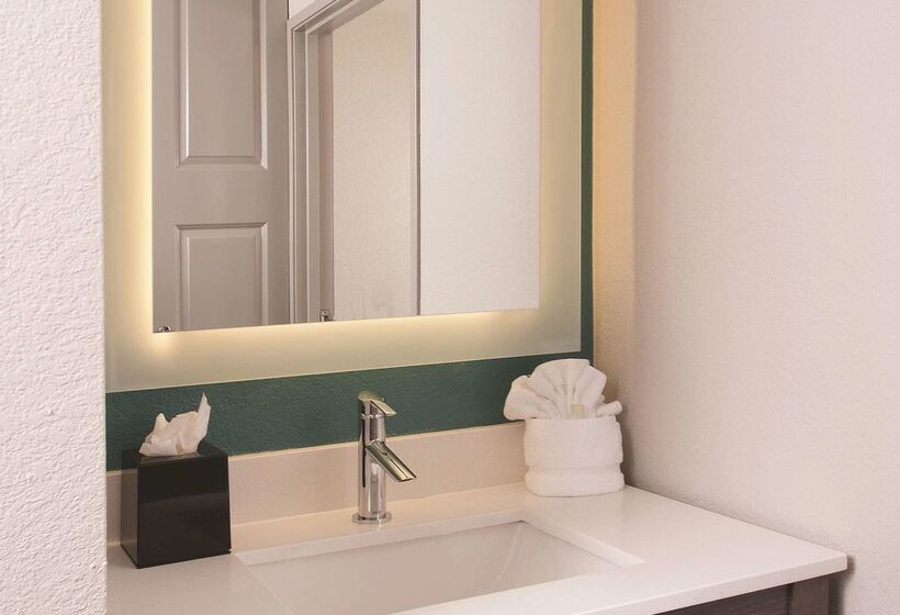 Мотель La Quinta By Wyndham Atlanta Airport North