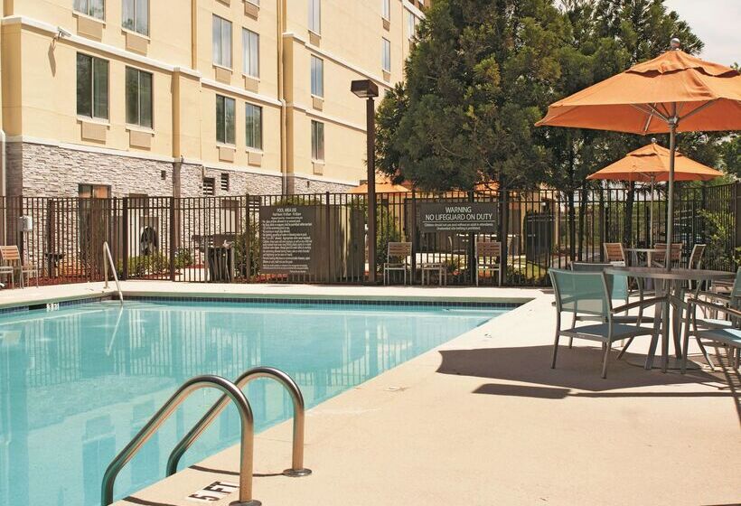 Мотель La Quinta By Wyndham Atlanta Airport North