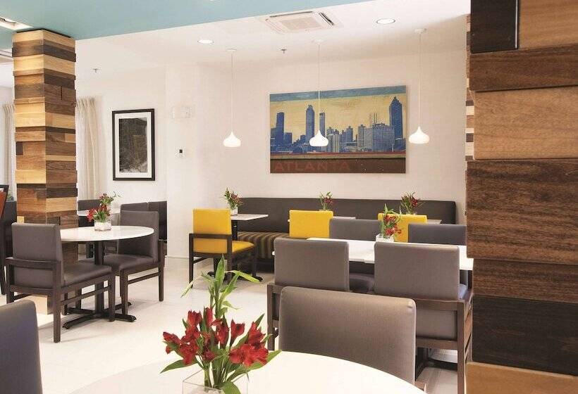 Мотель La Quinta By Wyndham Atlanta Airport North