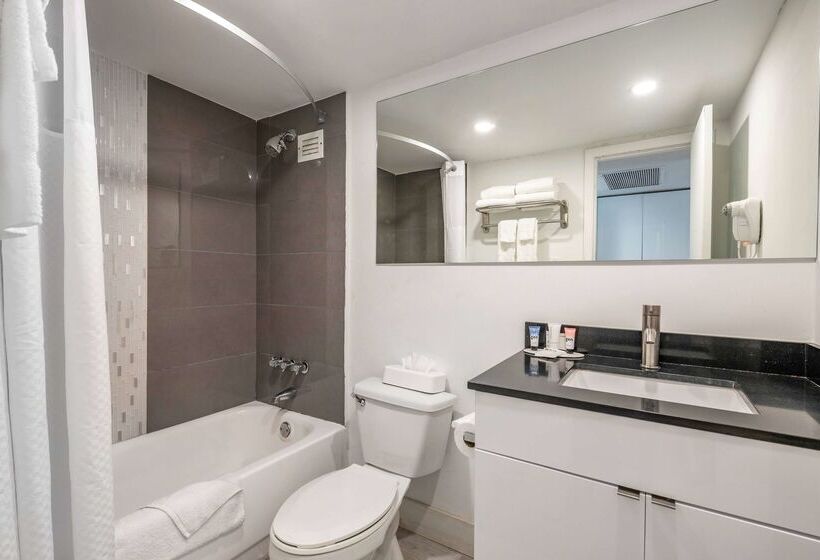 Ramada Plaza By Wyndham Marco Polo Beach Resort