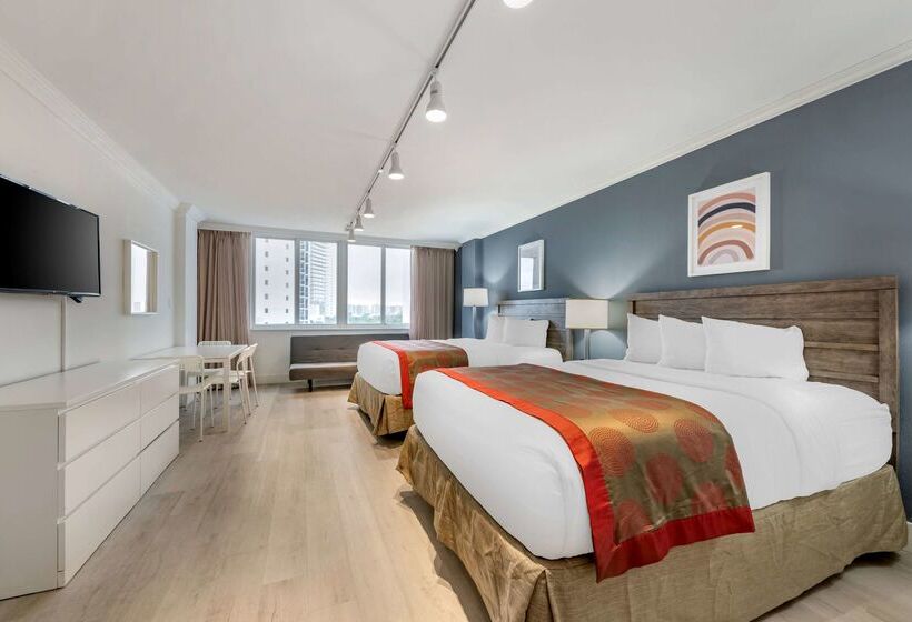 Ramada Plaza By Wyndham Marco Polo Beach Resort