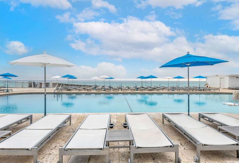 Ramada Plaza By Wyndham Marco Polo Beach Resort