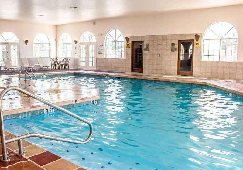 리조트 Quality Inn & Suites Safford