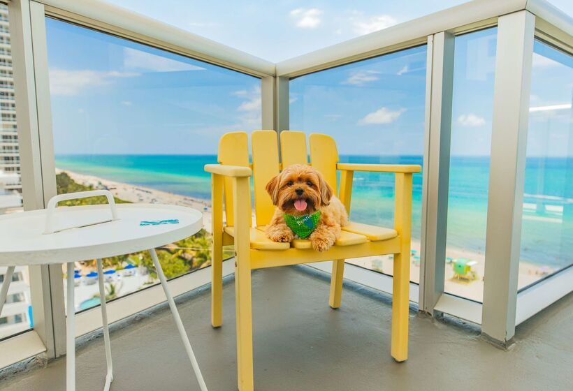 استراحتگاه Andaz Miami Beach, By Hyatt