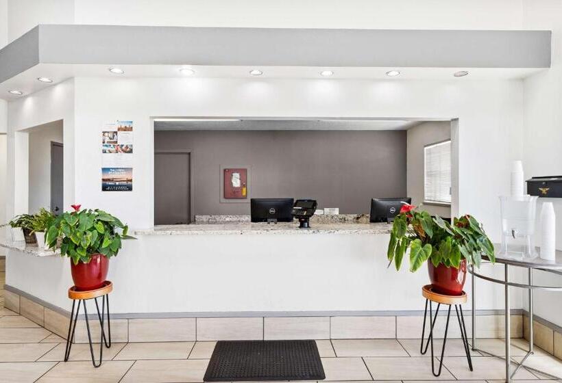 Surestay Hotel By Best Western Albuquerque Midtown