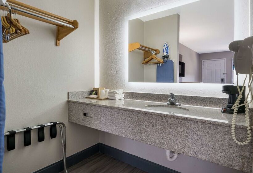 Surestay Hotel By Best Western Spring North Houston