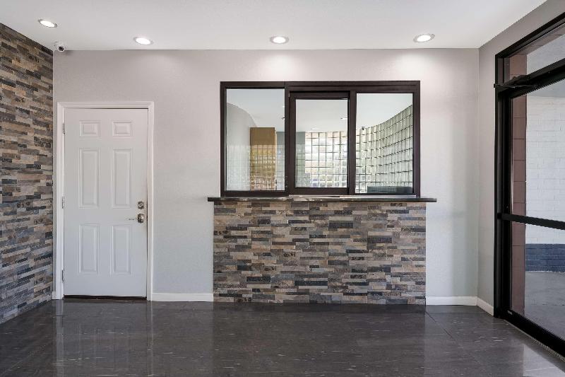 Surestay Hotel By Best Western Spring North Houston