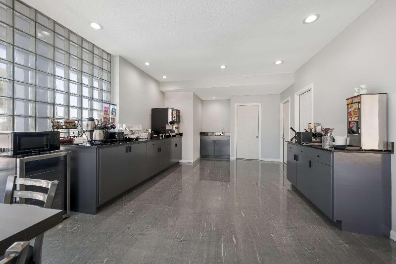 Surestay Hotel By Best Western Spring North Houston