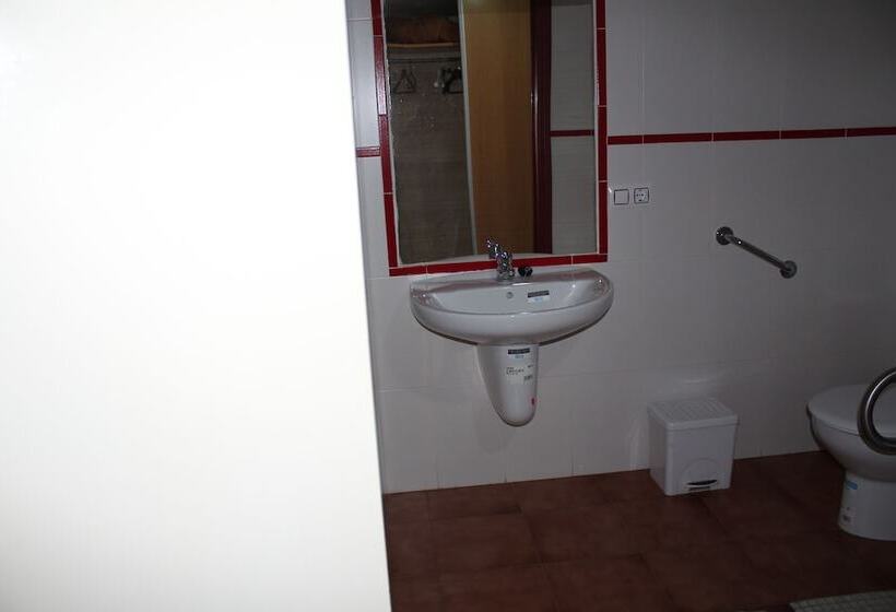 Albergue Camino De Santiago   Hostel