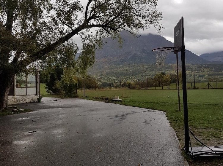 ユースホステル Centre De Vacances La Sainte Famille