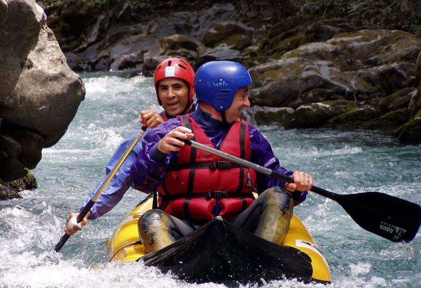 ユースホステル Centre De Vacances La Sainte Famille