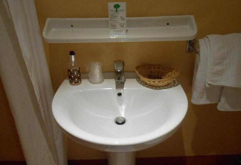 호스텔 La Vieille Auberge