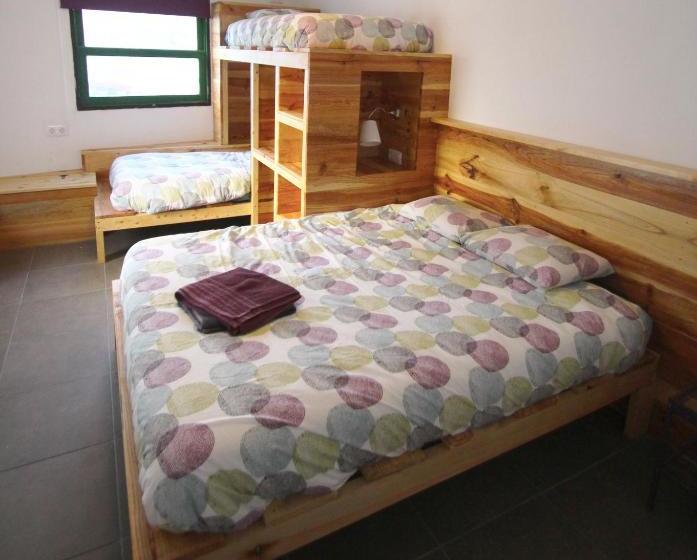 הוסטל Tenerife Climbing House