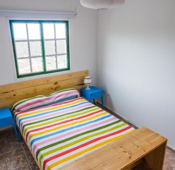 הוסטל Tenerife Climbing House