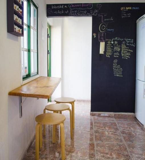 הוסטל Tenerife Climbing House