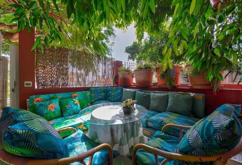 ベッドアンドブレックファースト Casa Luminosa