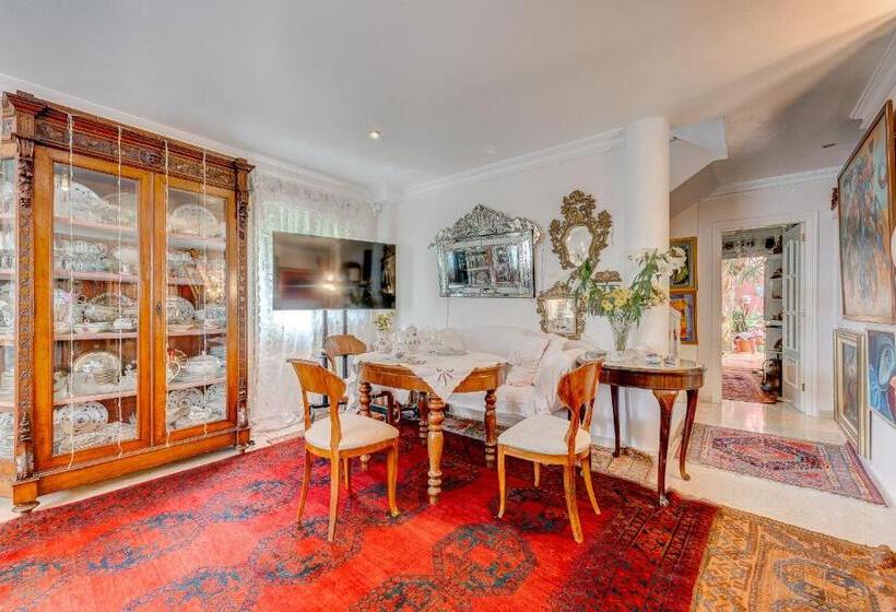 ベッドアンドブレックファースト Casa Luminosa