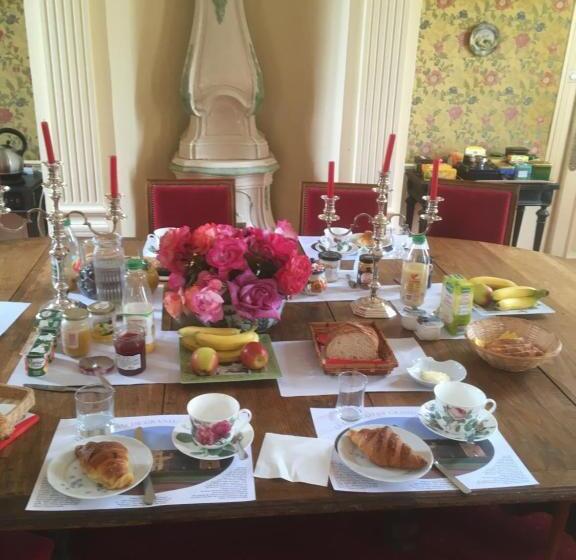 Bed and Breakfast Chambres D Hôtes & Gîtes Du Château De Grand Rullecourt