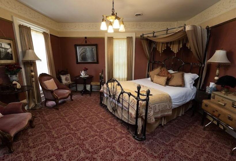 مبيت وإفطار Iron Amethyst Inn   Boutique