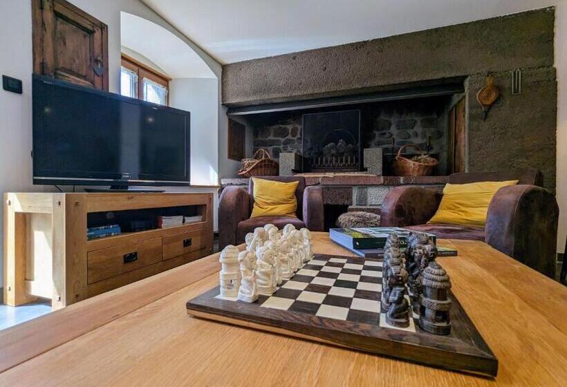 צימר Le Clos Des Pierres Rouges