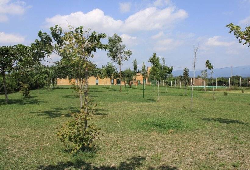 Granja Escola La Perdiu   Hostel