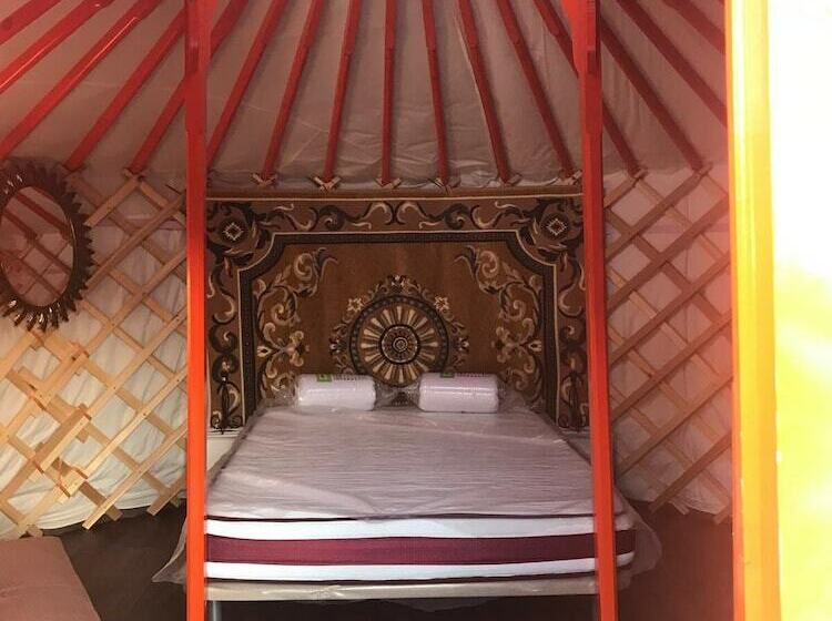 فندق Camping Fontsdelalgar