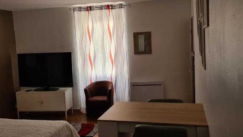 ホテル Auberge De Baudinard Sur Verdon