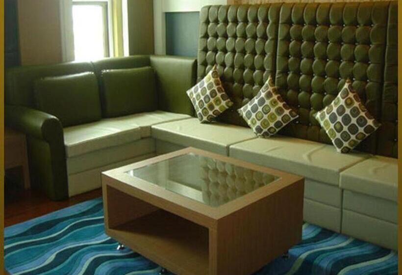 ホテル Sri Uthong Grand