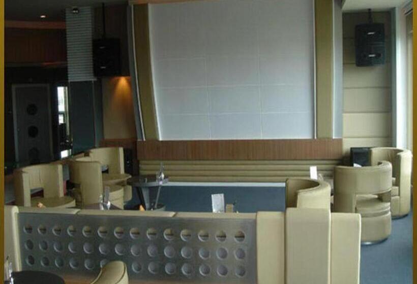 ホテル Sri Uthong Grand