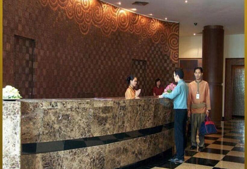 ホテル Sri Uthong Grand