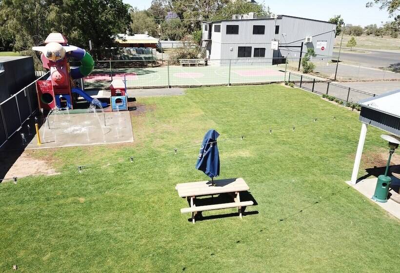 בית מלון כפרי Terminus