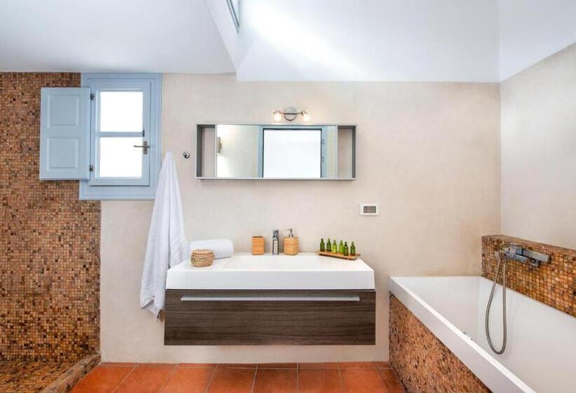 Indigo Luxury Mansion