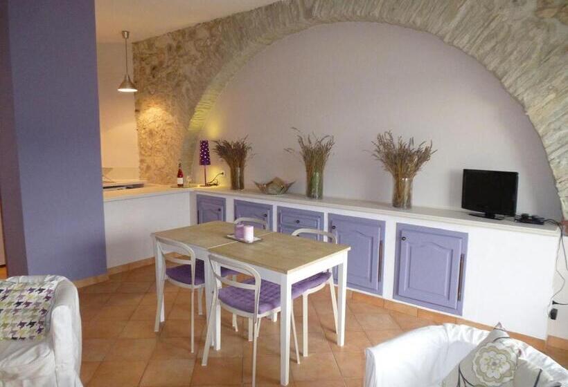 بنسيون Château La Villatade