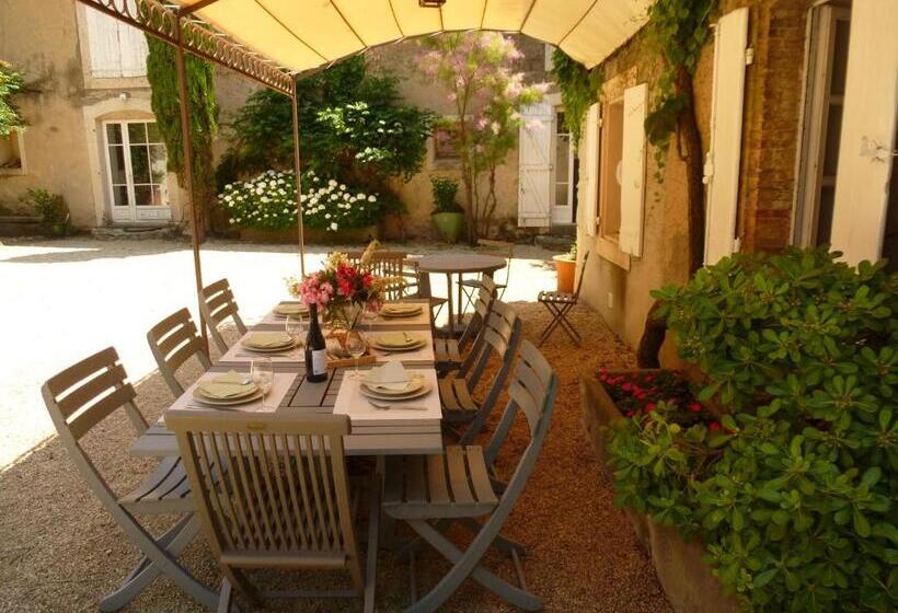 بنسيون Château La Villatade