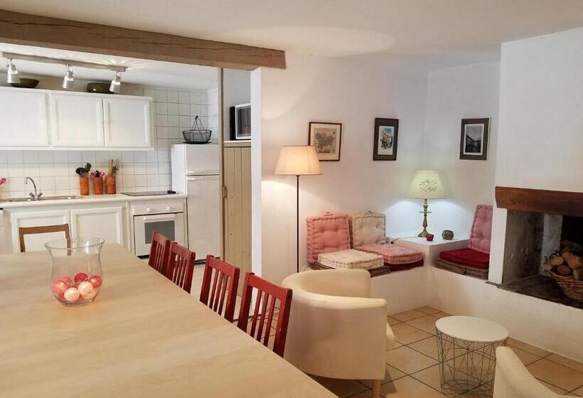 بنسيون Château La Villatade