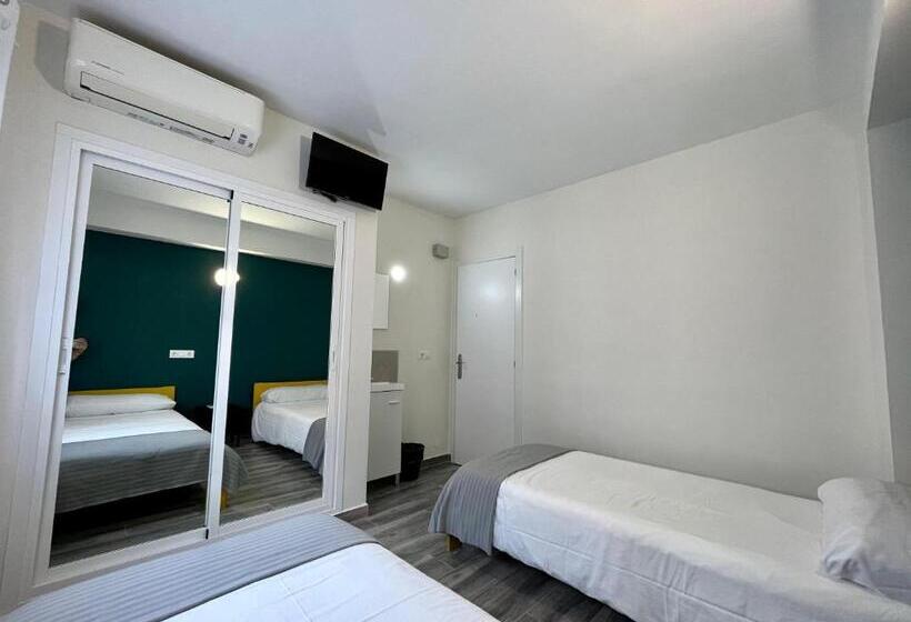 پانسیون New Click & Room