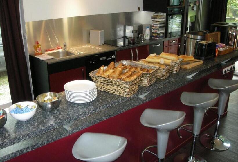 פנסיון Croissant De Lune