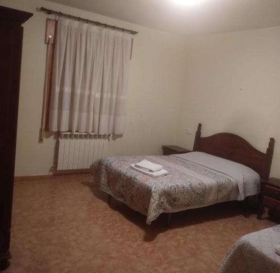 بنسيون Hostal Estopiñan