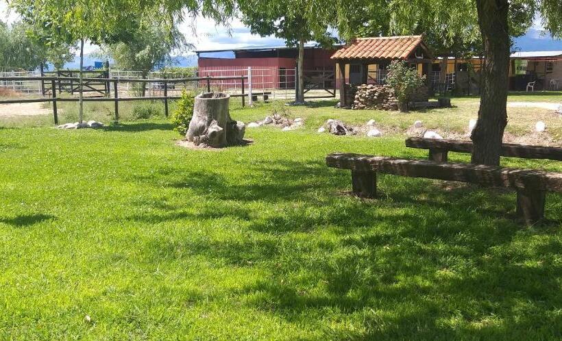 بنسيون La Posada Hípica