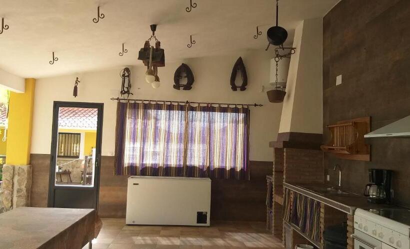 بنسيون La Posada Hípica