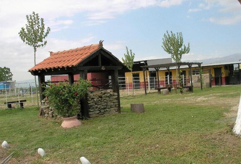 بنسيون La Posada Hípica