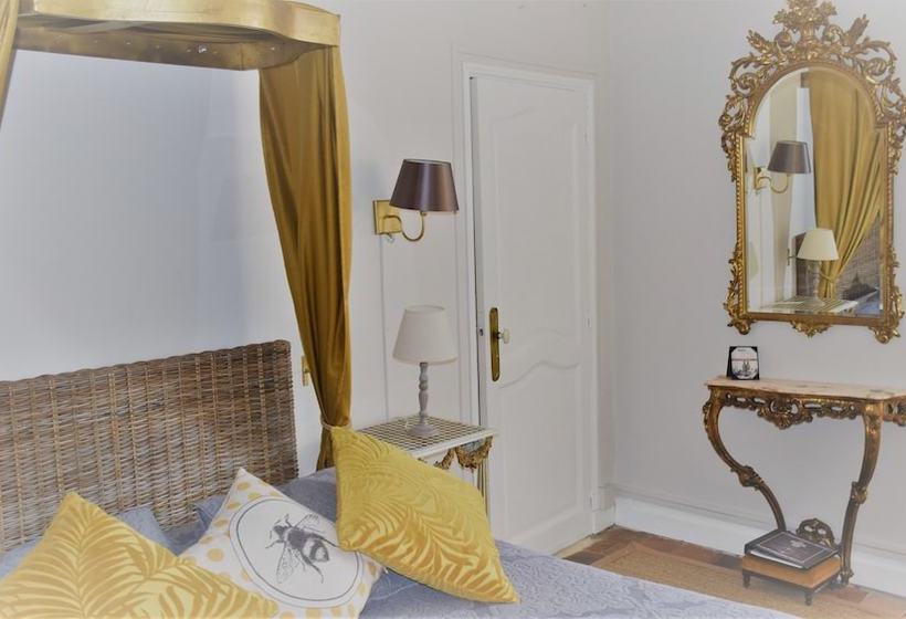 ペンション Le Petit Chateau De Sainte Colombe