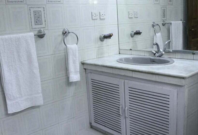 פנסיון Margalla View Motel