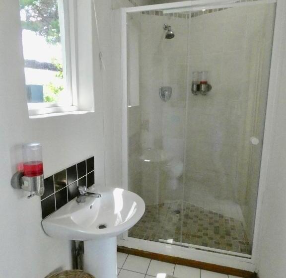 بنسيون Oceangolf Guest House