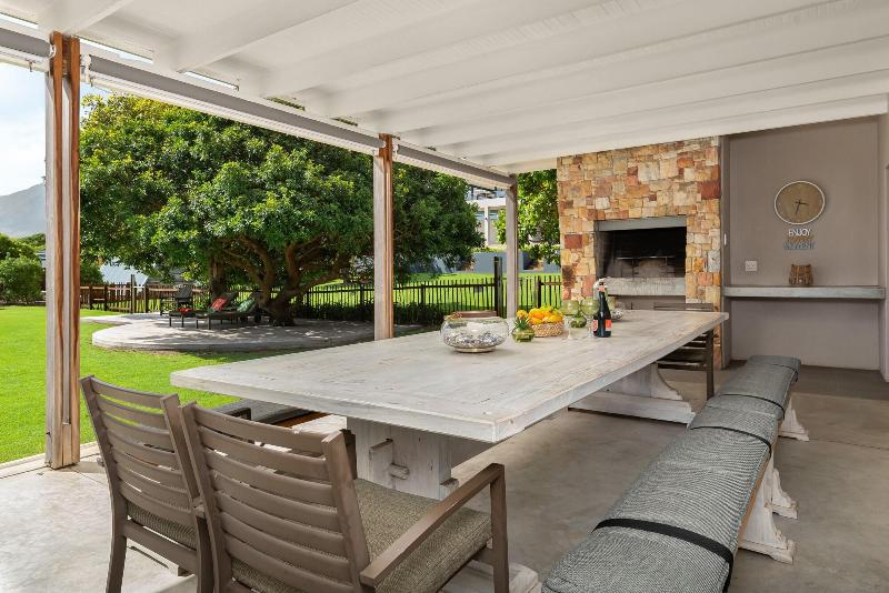 بنسيون Sunset Splendour Guesthouse