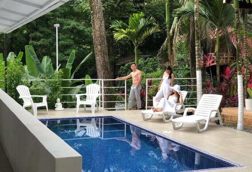 호텔 Ballena Dorada Lodge